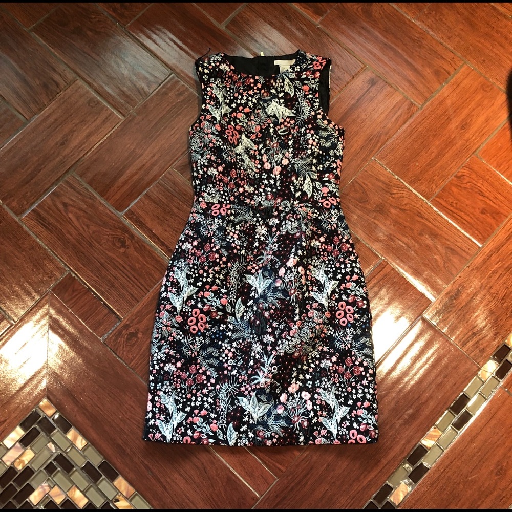 Cute dress from H&M worn once for pageant!